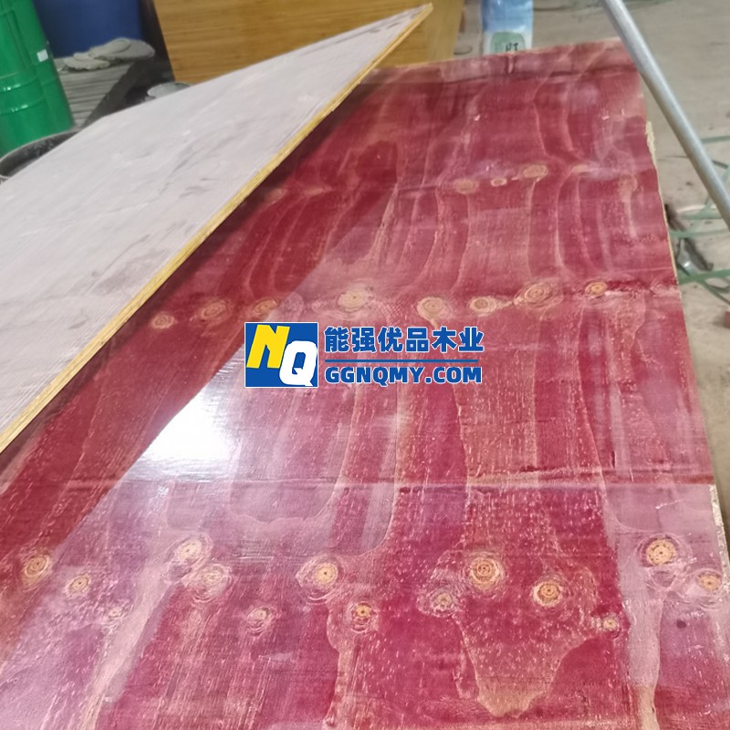 高档木工板供应，厚度均匀密实，专业工厂直供